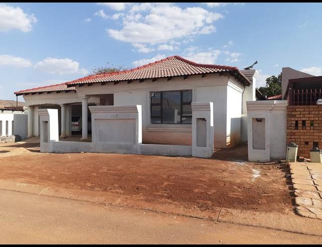 3 BEDROOM HOUSE FOR SALE IN MAMELODI EAST